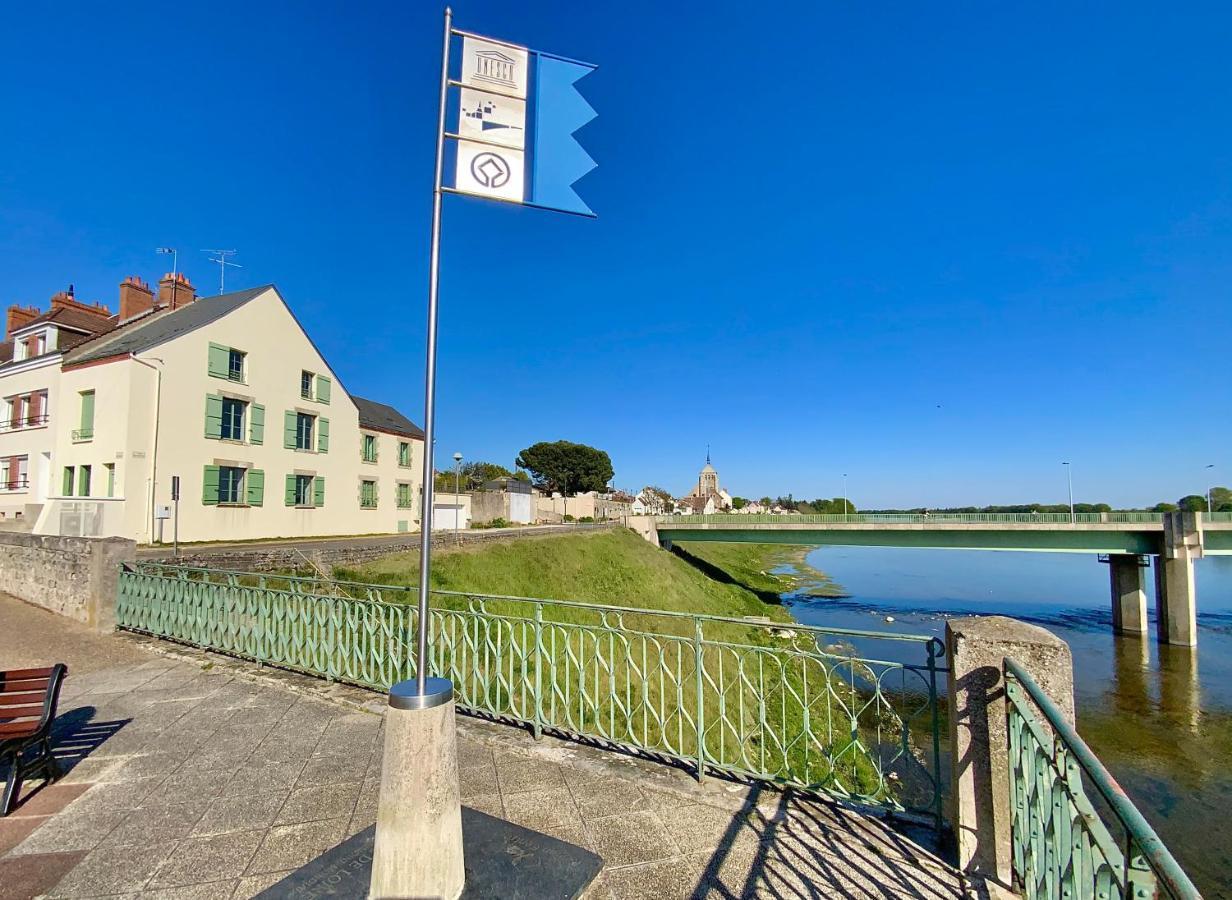 La Vue Loire Maison Saint-Denis-de l'Hotel Экстерьер фото